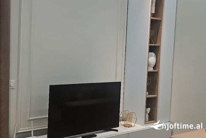 Shtepi me qera 1+1 ne Tirane - 700 Euro