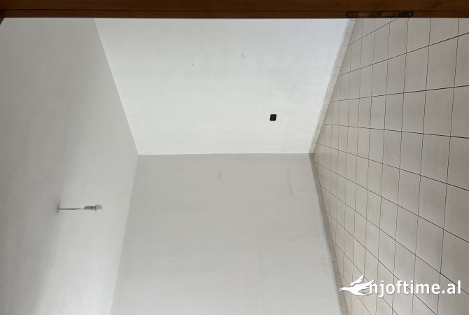 Shtepi ne shitje 1+1 ne Tirane - 92,000 Euro