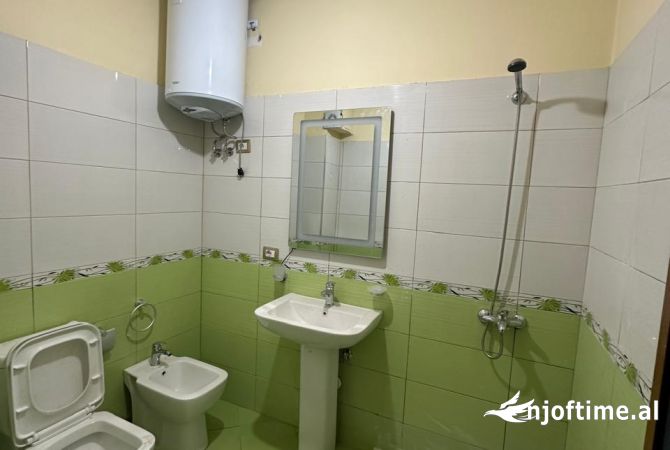 Shtepi ne shitje 2+1 ne Tirane - 130,000 Euro