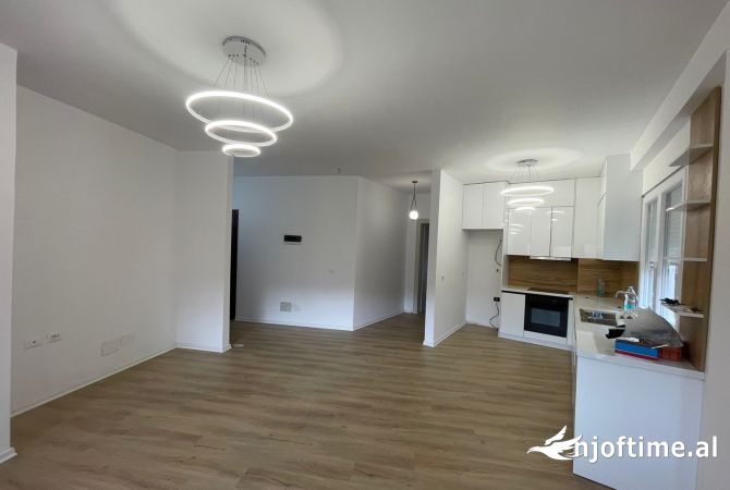 Shtepi me qera 2+1 ne Tirane - 500 Euro