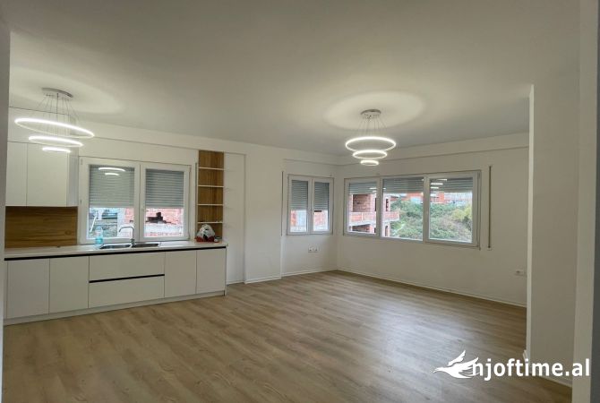 Shtepi me qera 2+1 ne Tirane - 500 Euro