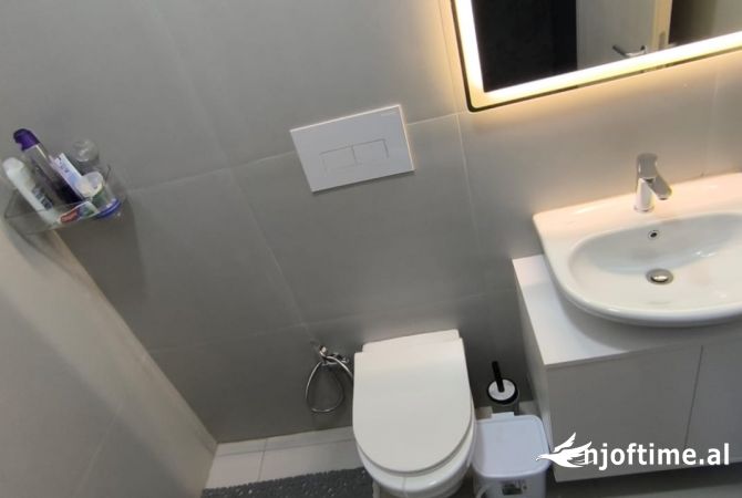 Shtepi me qera Apartament ne Tirane, 1+1, Mobilimi E mobiluar, Pagesa 600  Euro.