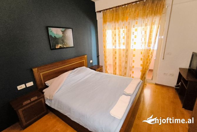 Shtepi me qera Apartament ne Tirane, 1+1, Mobilimi E mobiluar, Pagesa 600  Euro.