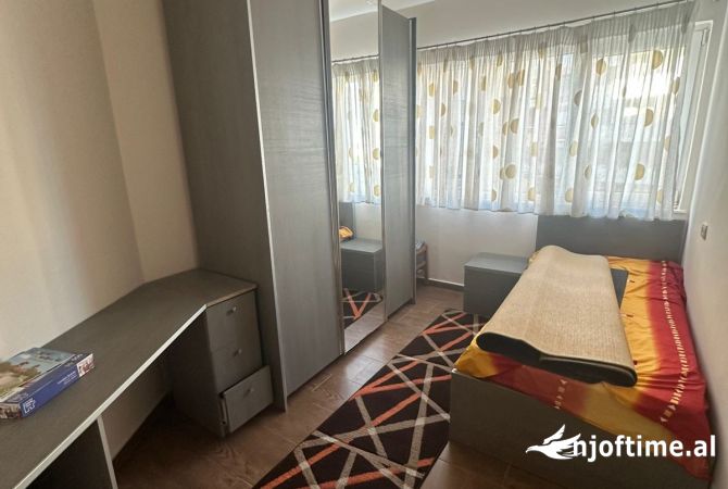 Shtepi me qera 3+1 ne Tirane - 500 Euro