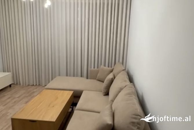 Shtepi me qera 2+1 ne Tirane - 700 Euro
