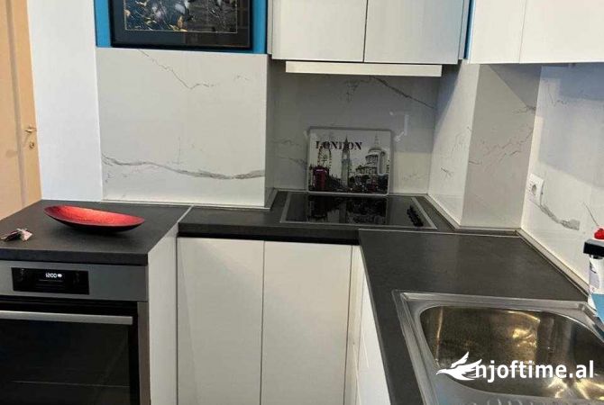 Shtepi me qera Apartament ne Tirane, 2+1, Mobilimi E mobiluar, Pagesa 700  Euro.