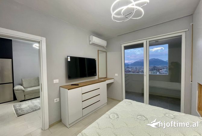 Shtepi me qera Apartament ne Tirane, 1+1, Mobilimi E mobiluar, Pagesa 500  Euro.