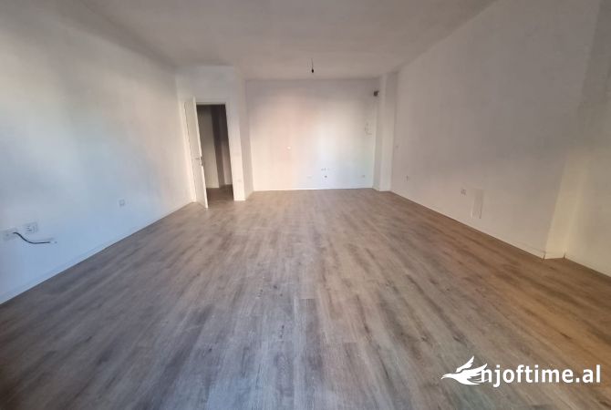Shtepi me qera 2+1 ne Tirane - 500 Euro