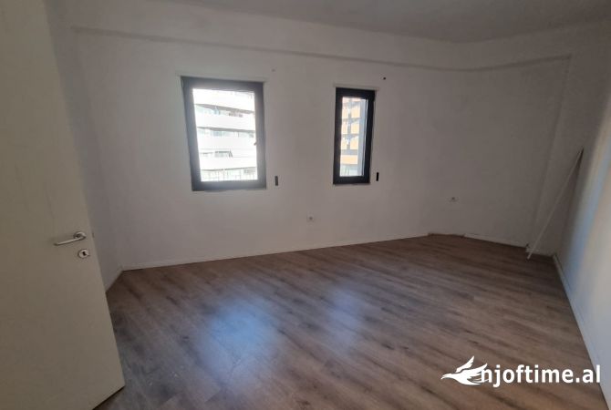 Shtepi me qera 2+1 ne Tirane - 500 Euro