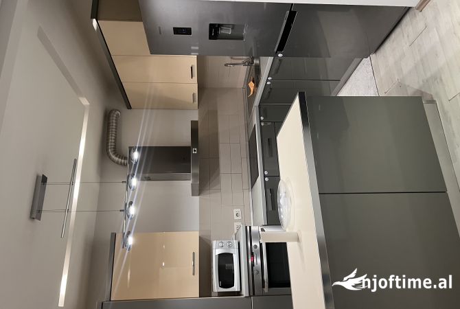 Shtepi me qera Apartament ne Tirane, 2+1, Mobilimi E mobiluar, Pagesa 50,000  Leke.