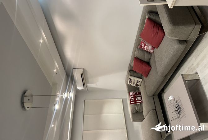 Shtepi me qera 2+1 ne Tirane - 50,000 Leke