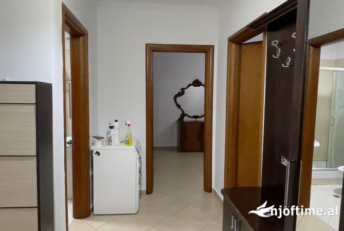 Shtepi me qera 2+1 ne Tirane - 45,000 Leke