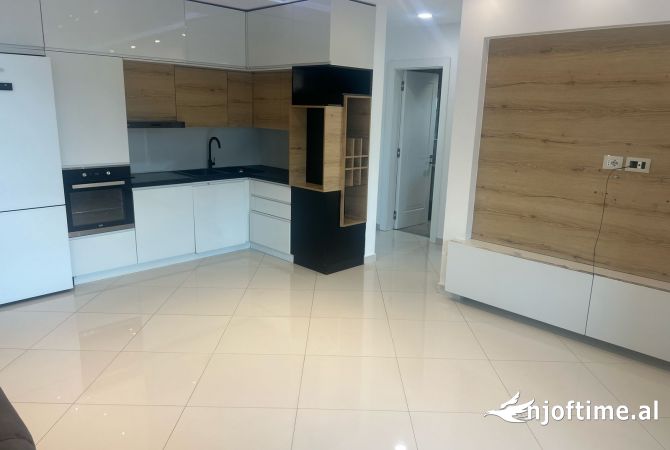Shtepi me qera 2+1 ne Durres - 600 Euro