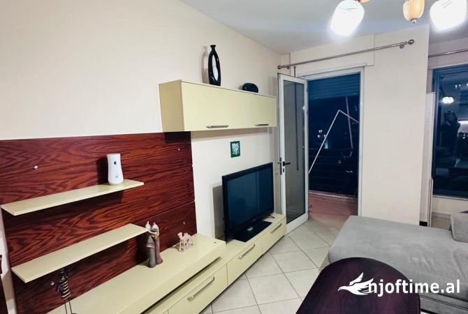 Shtepi me qera 1+1 ne Tirane - 500 Euro