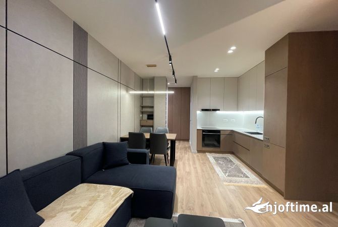 Shtepi me qera 2+1 ne Tirane - 850 Euro