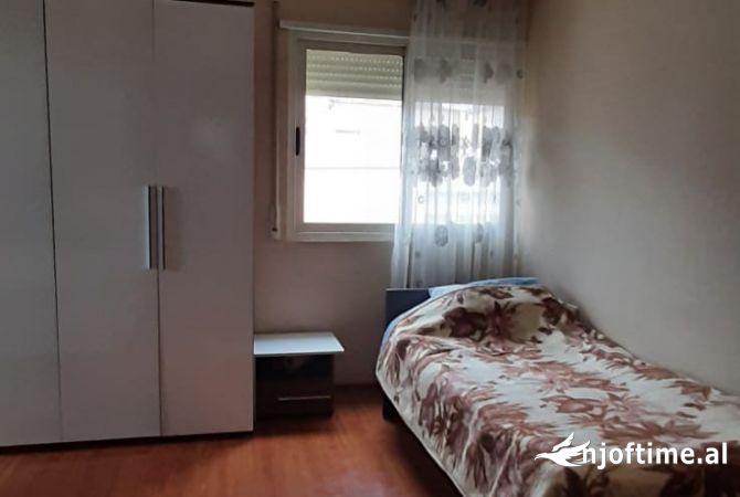 Shtepi me qera 2+1 ne Tirane - 45,000 Leke