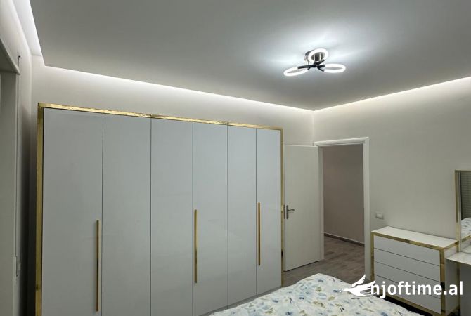 Shtepi me qera 2+1 ne Tirane - 550 Euro