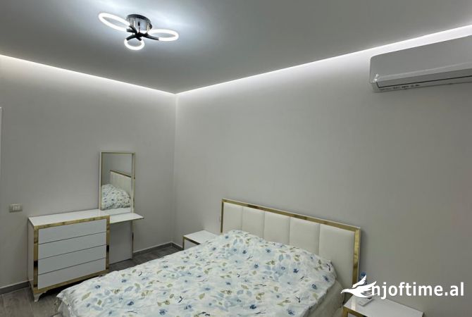 Shtepi me qera 2+1 ne Tirane - 550 Euro