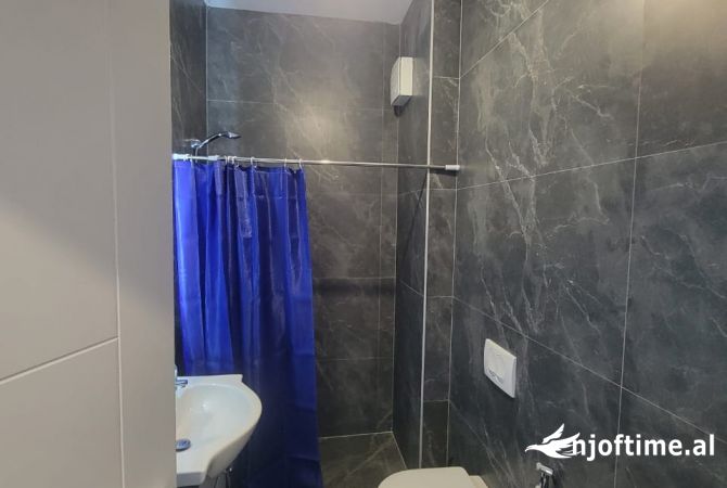 Shtepi me qera Apartament ne Tirane, 2+1, Mobilimi E mobiluar, Pagesa 600  Euro.