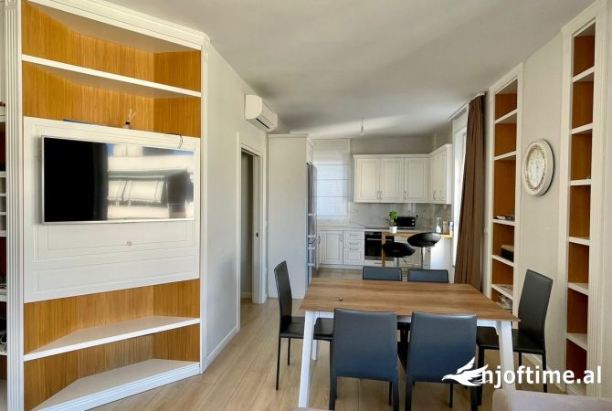 Shtepi me qera Apartament ne Tirane, 3+1, Mobilimi E mobiluar, Pagesa 1,100  Euro.