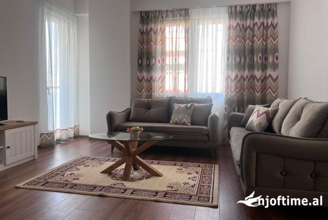 Shtepi me qera 1+1 ne Tirane - 550 Euro