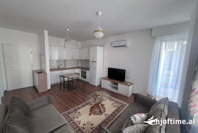 Shtepi me qera 1+1 ne Tirane - 550 Euro