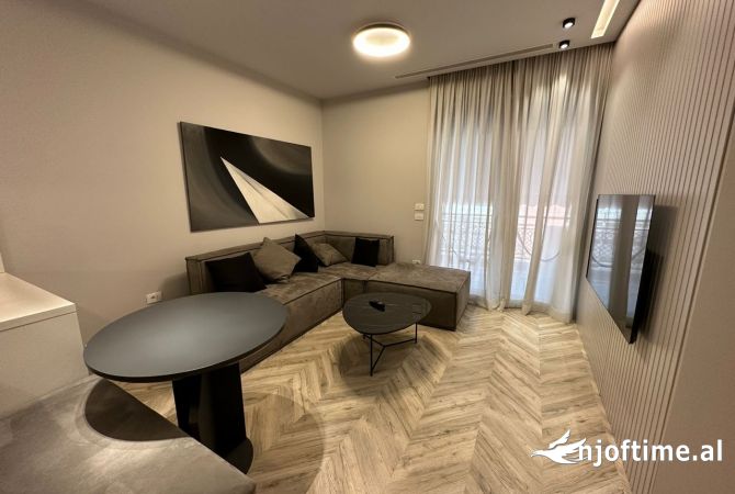 Shtepi me qera 1+1 ne Tirane - 800 Euro