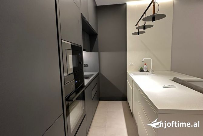 Shtepi me qera 1+1 ne Tirane - 800 Euro
