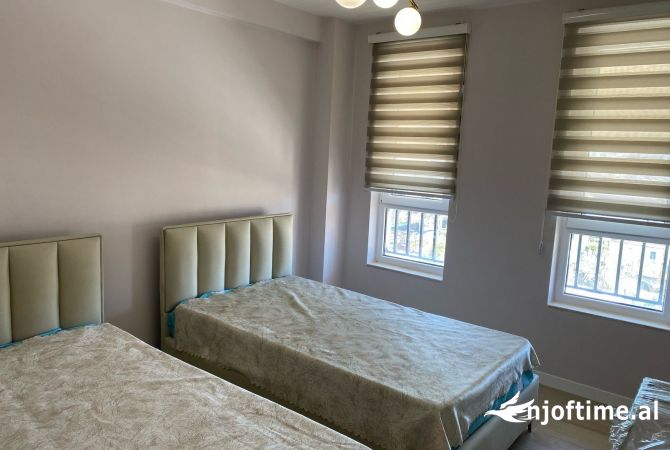 Shtepi me qera Apartament ne Tirane, 2+1, Mobilimi E mobiluar, Pagesa 550  Euro.