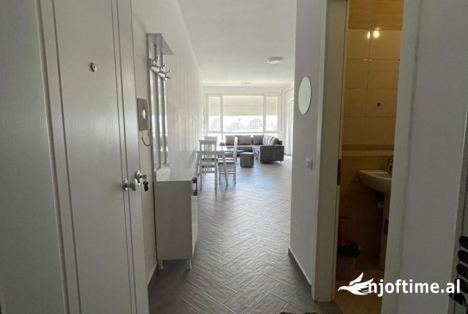 Shtepi me qera Apartament ne Tirane, 2+1, Mobilimi E mobiluar, Pagesa 600  Euro.