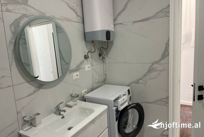 Shtepi me qera Apartament ne Tirane, 1+1, Mobilimi E mobiluar, Pagesa 600  Euro.