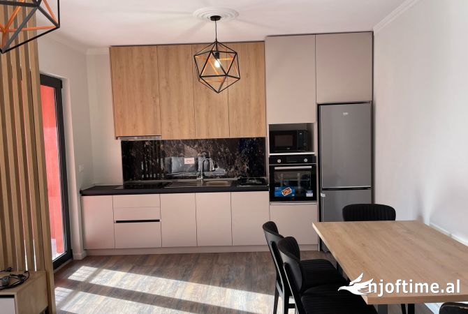 Shtepi me qera 1+1 ne Tirane - 600 Euro