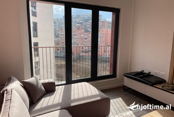 Shtepi me qera Apartament ne Tirane, 1+1, Mobilimi E mobiluar, Pagesa 600  Euro.