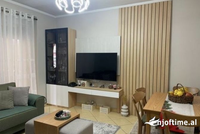 Shtepi ne shitje 2+1 ne Tirane - 140,000 Euro