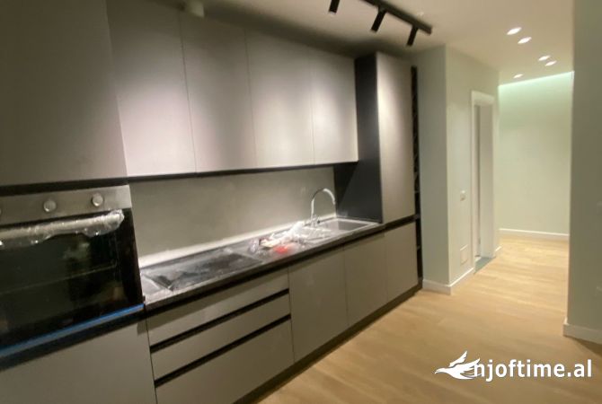 Shtepi me qera 1+1 ne Tirane - 750 Euro