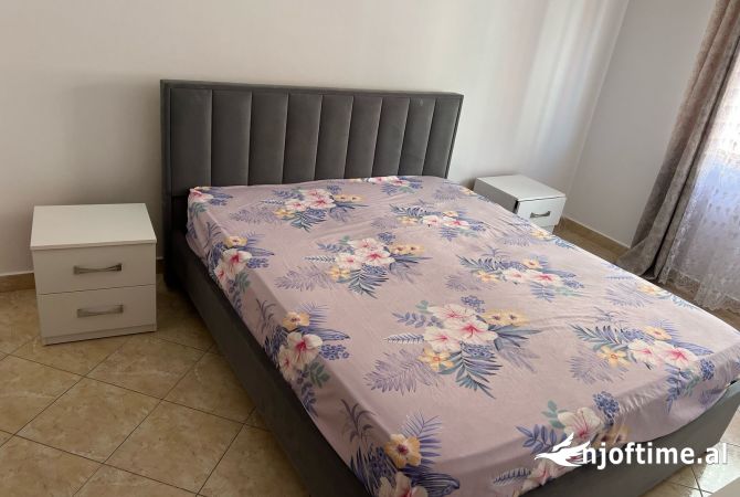 Shtepi me qera 2+1 ne Tirane - 45,000 Leke