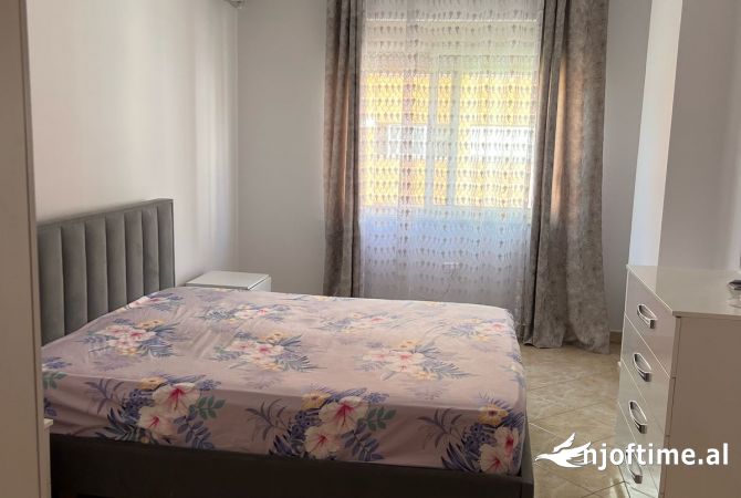 Shtepi me qera 2+1 ne Tirane - 45,000 Leke