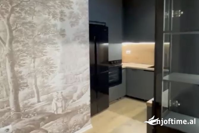 Shtepi me qera Apartament ne Tirane, 2+1, Mobilimi E mobiluar, Pagesa 850  Euro.