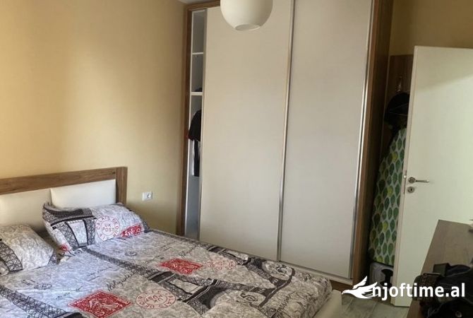 Shtepi me qera 1+1 ne Tirane - 520 Euro
