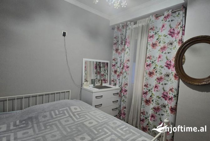 Shtepi me qera 1+1 ne Tirane - 400 Euro