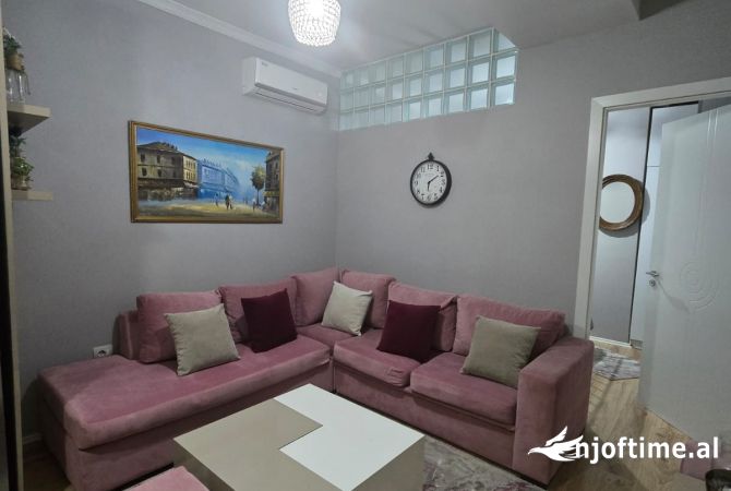 Shtepi me qera 1+1 ne Tirane - 400 Euro