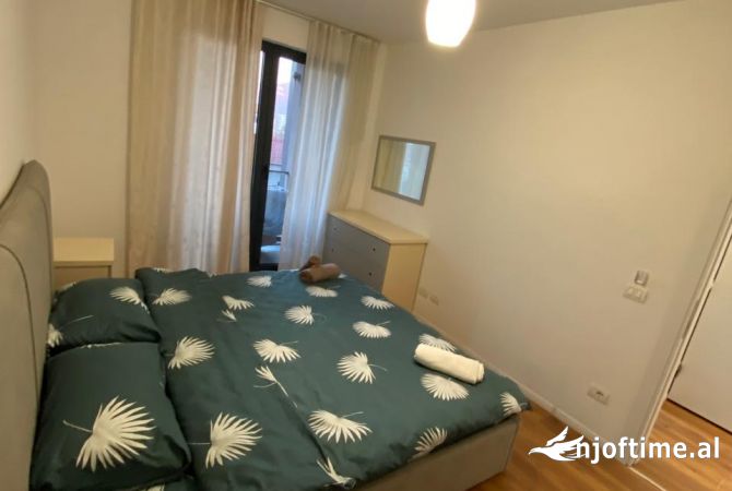 Shtepi me qera Apartament ne Tirane, 1+1, Mobilimi E mobiluar, Pagesa 500  Euro.