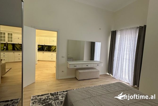 Shtepi me qera 2+1 ne Tirane - 600 Euro