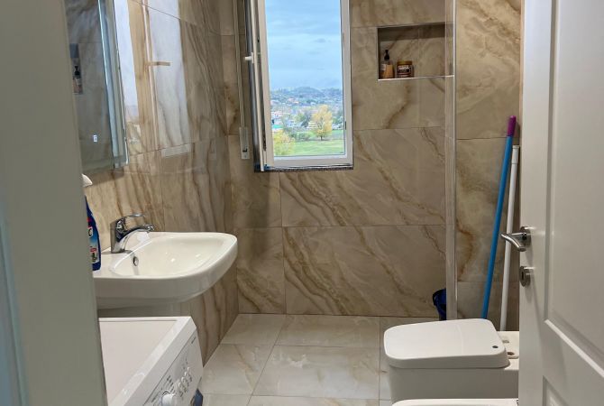 Shtepi me qera Apartament ne Tirane, 1+1, Mobilimi E mobiluar, Pagesa 420  Euro.