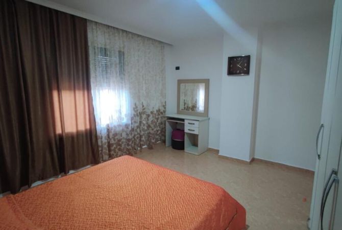 Shtepi me qera Apartament ne Tirane, 2+1, Mobilimi E mobiluar, Pagesa 45,000  Leke.