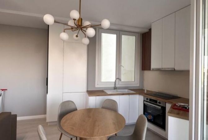Shtepi me qera Apartament ne Tirane, 1+1, Mobilimi E mobiluar, Pagesa 550  Euro.