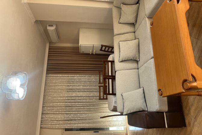 Shtepi me qera 2+1 ne Tirane - 45,000 Leke