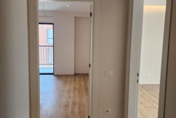 Shtepi me qera 2+1 ne Tirane - 500 Euro