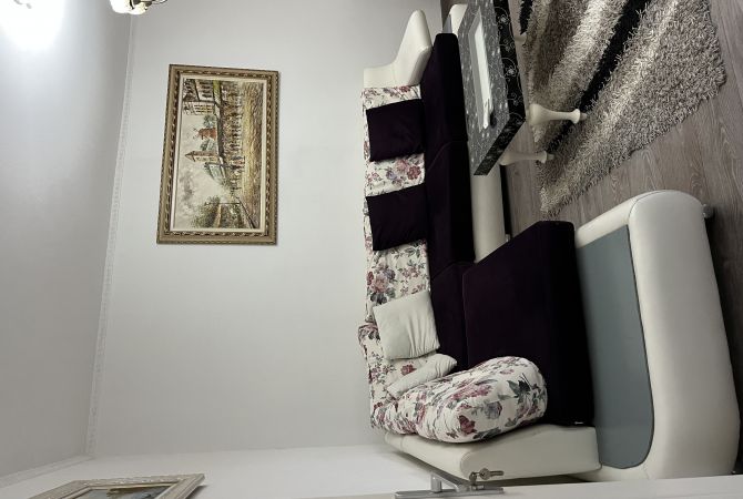 Shtepi me qera 2+1 ne Tirane - 40,000 Leke