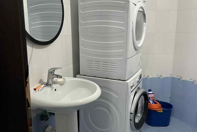 Shtepi me qera Apartament ne Tirane, 2+1, Mobilimi E mobiluar, Pagesa 45,000  Leke.